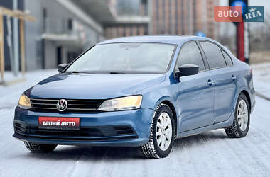 Седан Volkswagen Jetta 2015 в Киеве
