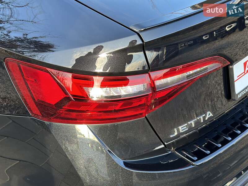 Седан Volkswagen Jetta 2023 в Киеве