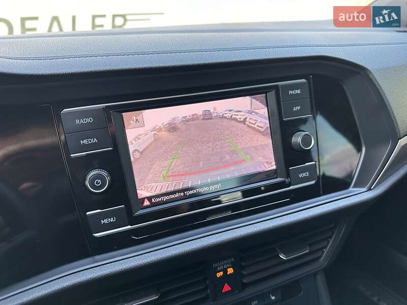 Седан Volkswagen Jetta 2023 в Киеве