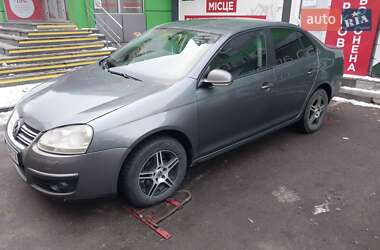 Седан Volkswagen Jetta 2008 в Житомире