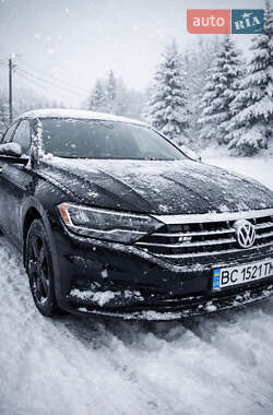 Седан Volkswagen Jetta 2018 в Новояворовске