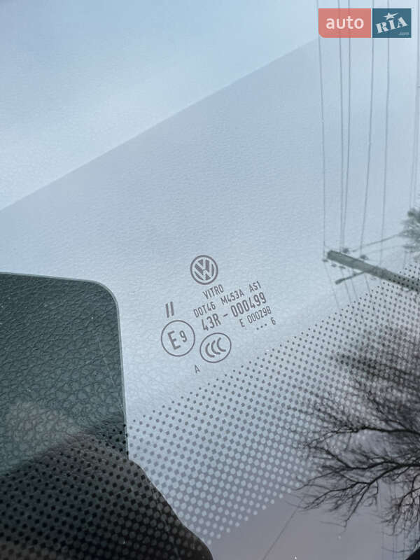 Седан Volkswagen Jetta 2016 в Харкові