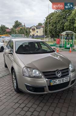 Седан Volkswagen Jetta 2007 в Львові