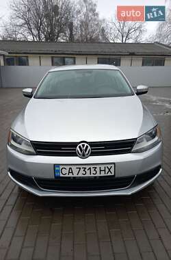 Седан Volkswagen Jetta 2012 в Тальном