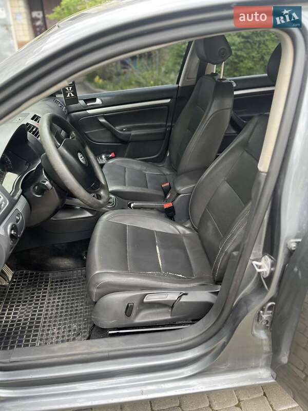 Седан Volkswagen Jetta 2008 в Жидачові