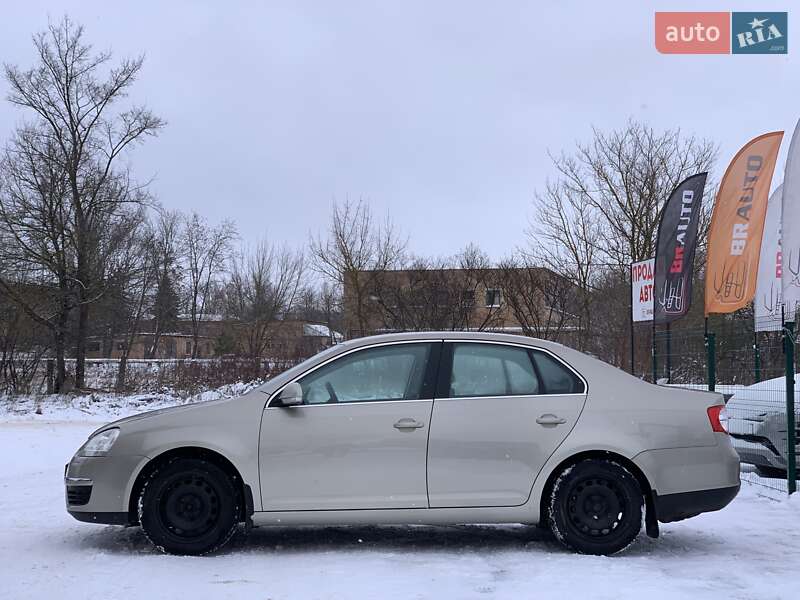 Седан Volkswagen Jetta 2005 в Бердичеві