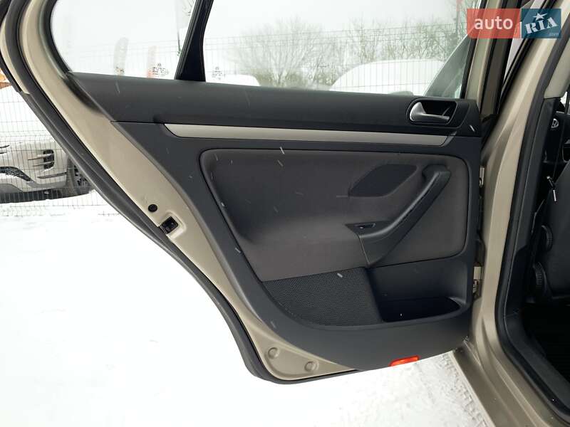 Седан Volkswagen Jetta 2005 в Бердичеві