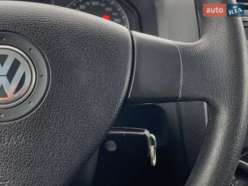 Седан Volkswagen Jetta 2005 в Бердичеві