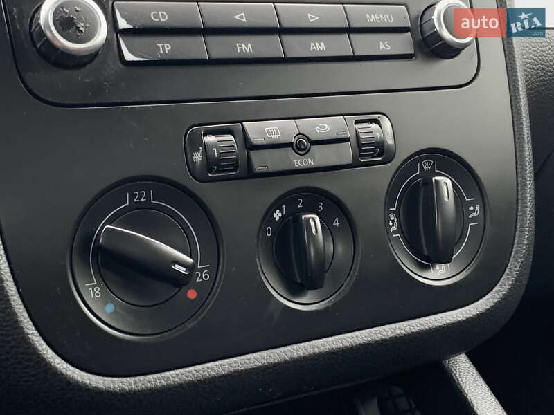 Седан Volkswagen Jetta 2005 в Бердичеві