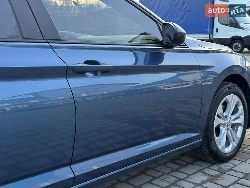 Седан Volkswagen Jetta 2018 в Ковелі