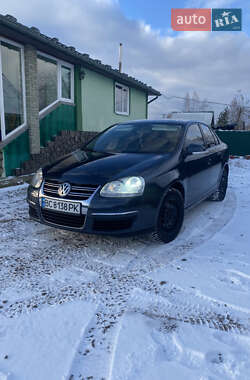 Седан Volkswagen Jetta 2005 в Долине
