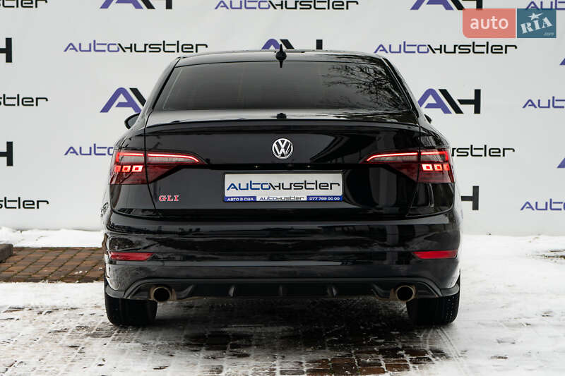 Седан Volkswagen Jetta 2021 в Києві