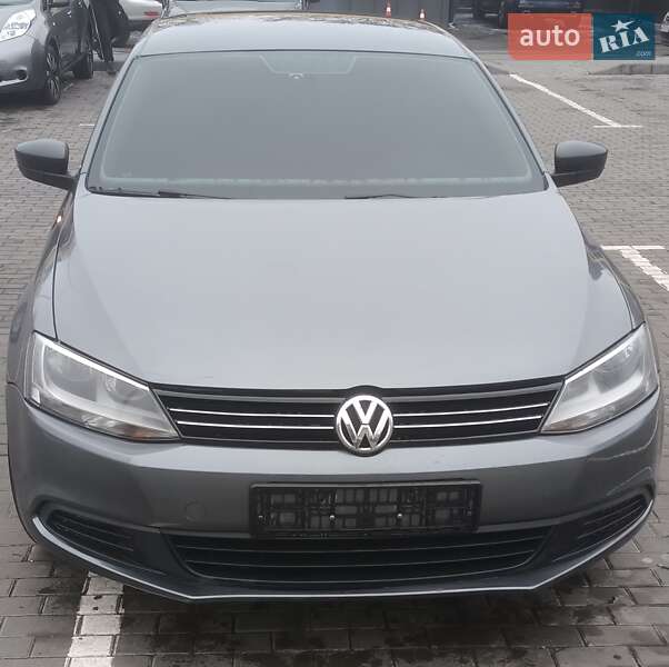 Седан Volkswagen Jetta 2011 в Дніпрі