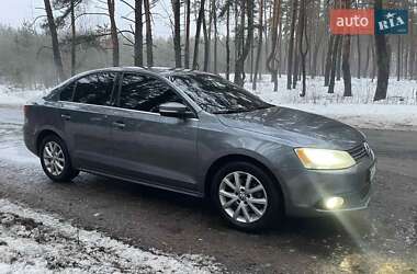 Седан Volkswagen Jetta 2014 в Харькове