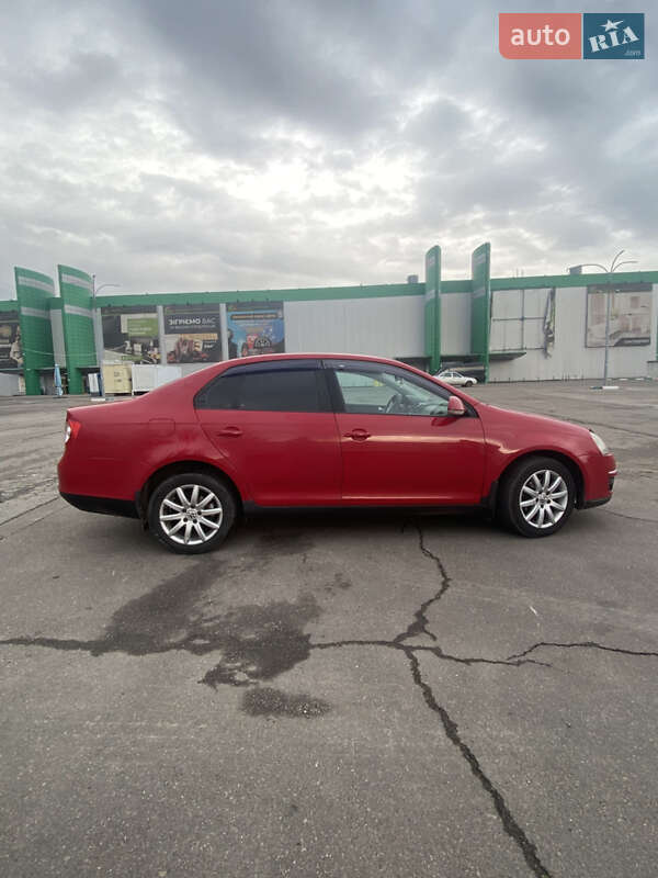 Седан Volkswagen Jetta 2007 в Миколаєві