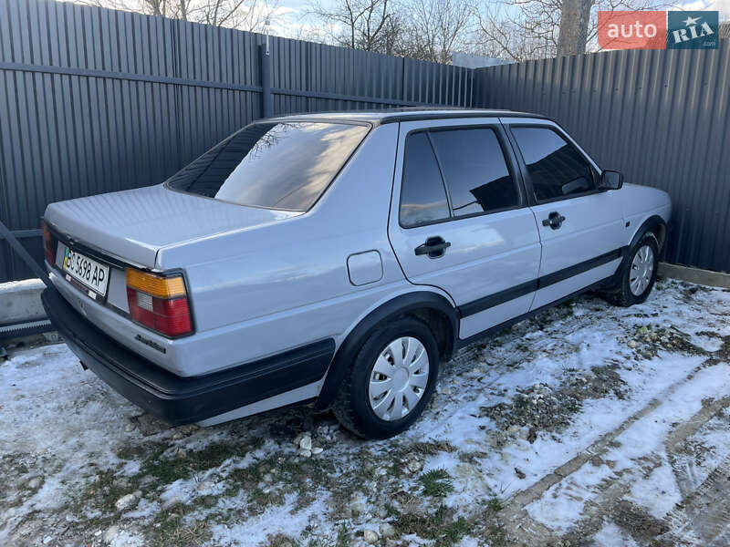 Седан Volkswagen Jetta 1988 в Трускавце