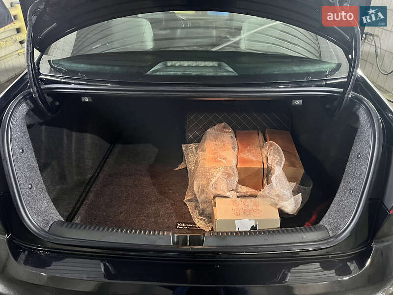 Седан Volkswagen Jetta 2016 в Борисполі