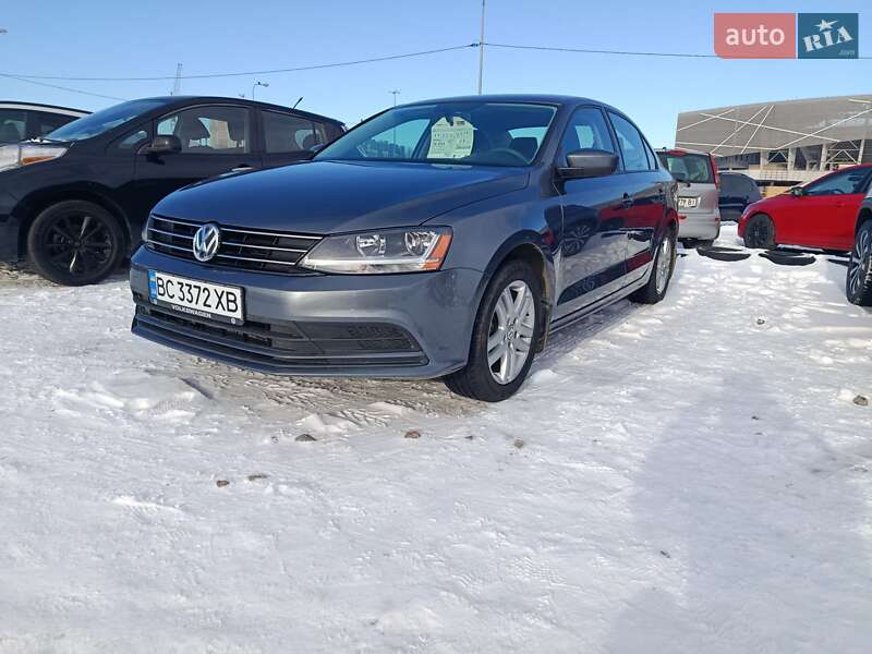 Седан Volkswagen Jetta 2017 в Львове