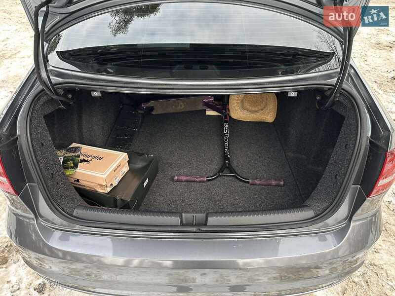 Седан Volkswagen Jetta 2017 в Ірпені