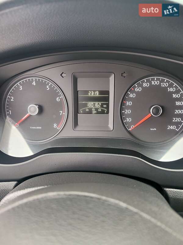 Седан Volkswagen Jetta 2012 в Лубнах