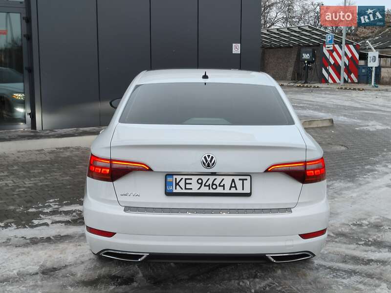 Седан Volkswagen Jetta 2019 в Кривом Роге