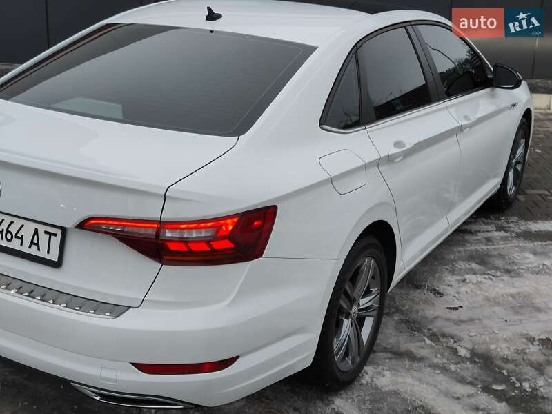 Седан Volkswagen Jetta 2019 в Кривом Роге