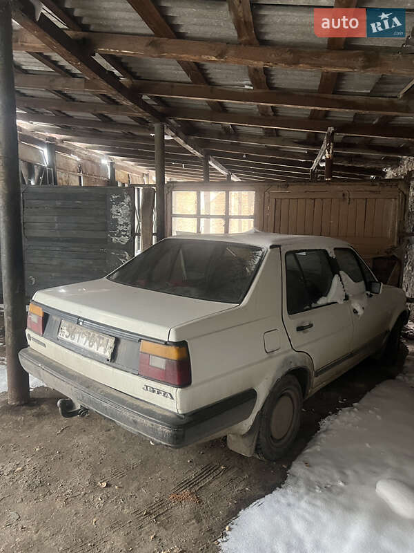 Седан Volkswagen Jetta 1988 в Бучачі