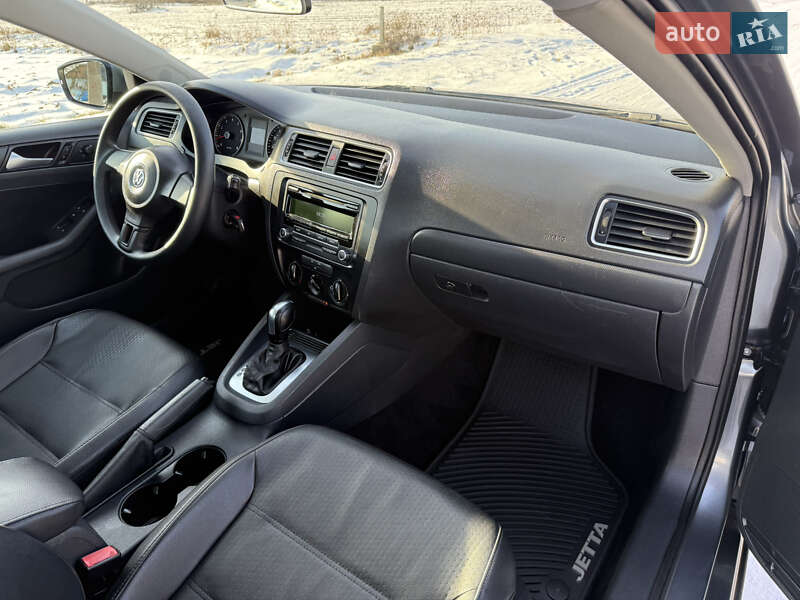 Седан Volkswagen Jetta 2014 в Дубно фото 21 Седан Volkswagen Jetta 2014 в Дубно