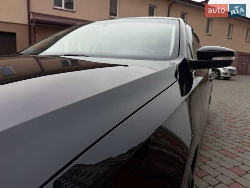 Седан Volkswagen Jetta 2011 в Ивано-Франковске