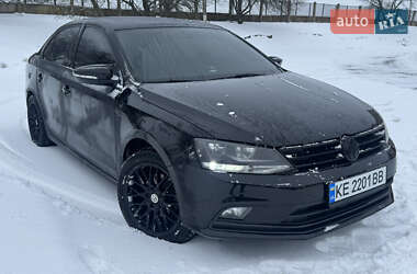Седан Volkswagen Jetta 2015 в Великій Багачці