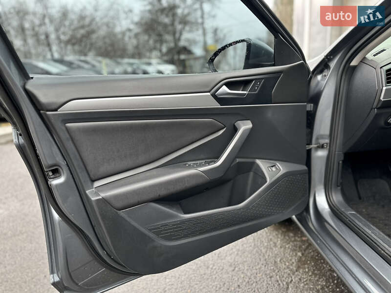 Седан Volkswagen Jetta 2018 в Кривом Роге фото 22 Седан Volkswagen Jetta 2018 в Кривом Роге