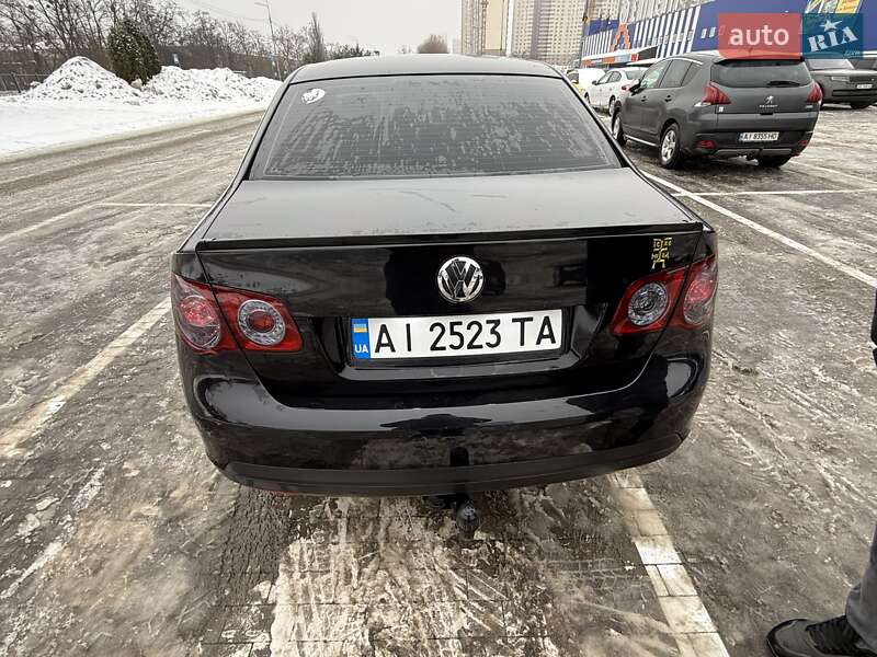 Седан Volkswagen Jetta 2006 в Ахтырке