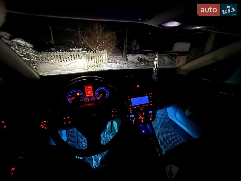 Седан Volkswagen Jetta 2006 в Ахтырке