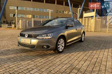 Седан Volkswagen Jetta 2011 в Харькове