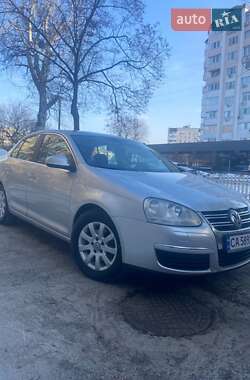Седан Volkswagen Jetta 2006 в Черкасах