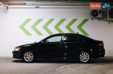 Седан Volkswagen Jetta 2012 в Львове