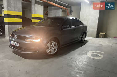 Седан Volkswagen Jetta 2012 в Львове