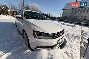 Седан Volkswagen Jetta 2017 в Хмельницькому