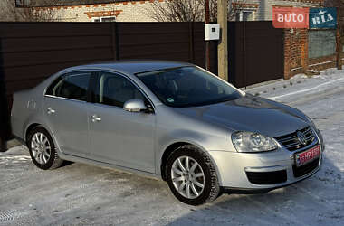 Седан Volkswagen Jetta 2007 в Охтирці