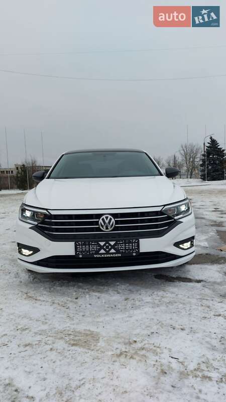 Volkswagen Jetta 2021