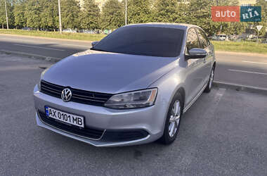 Седан Volkswagen Jetta 2010 в Харькове
