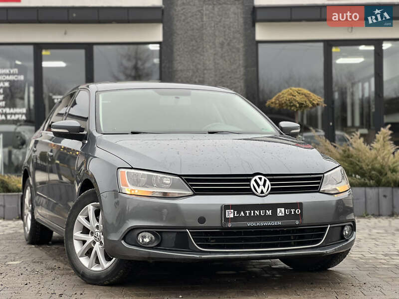 Volkswagen Jetta 2013