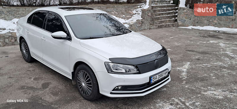 Седан Volkswagen Jetta 2014 в Кропивницком