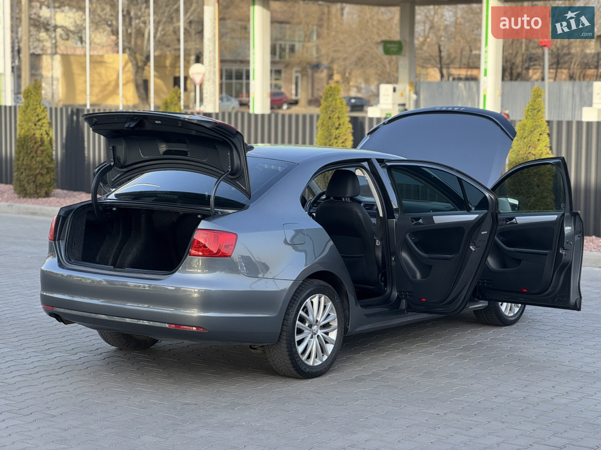 2011 Volkswagen Jetta - мініатюра 21