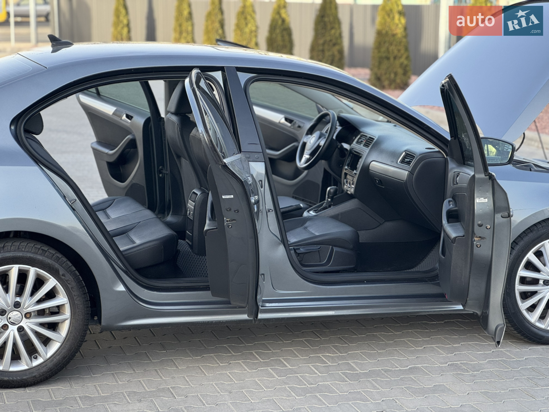 2011 Volkswagen Jetta - мініатюра 24