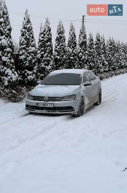 Седан Volkswagen Jetta 2016 в Львове