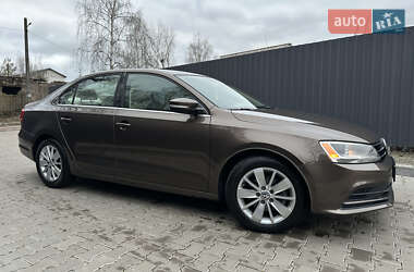Седан Volkswagen Jetta 2015 в Киеве