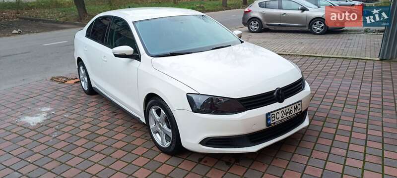 Volkswagen Jetta 2013