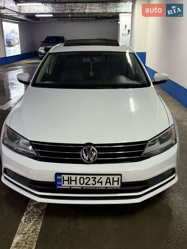 Седан Volkswagen Jetta 2015 в Одессе