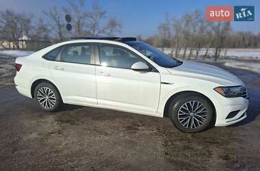 Седан Volkswagen Jetta 2018 в Киеве
